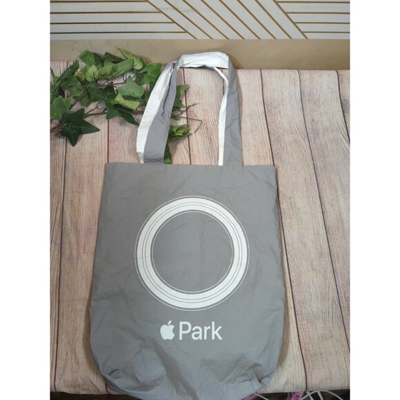 Apple Park California Nylon Reusable Packable Shopping Bag Tote LOGO Grey - Picture 2 of 8